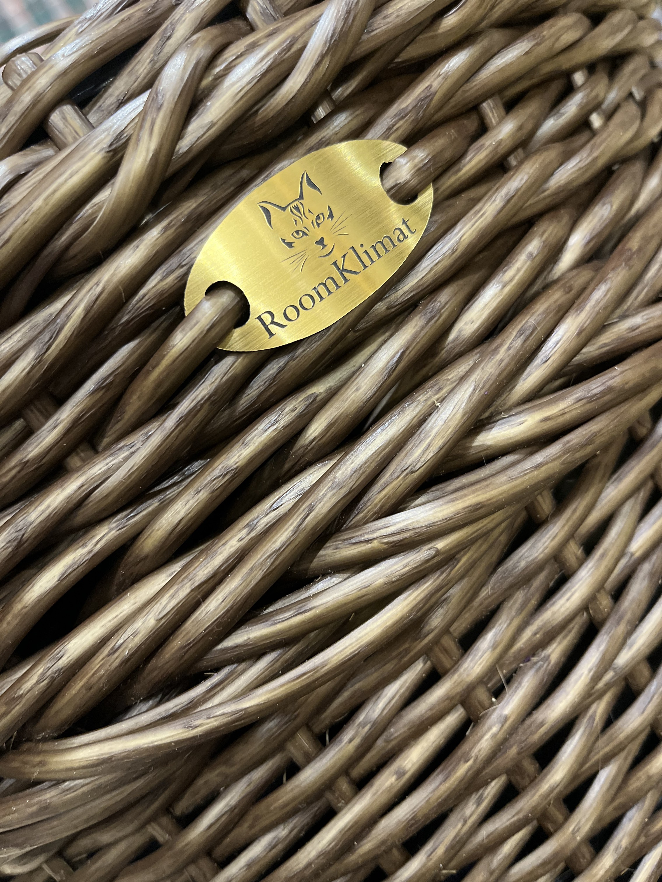 Кашпо конус из искусственного ротанга бронзовый орех (1) 30 литров