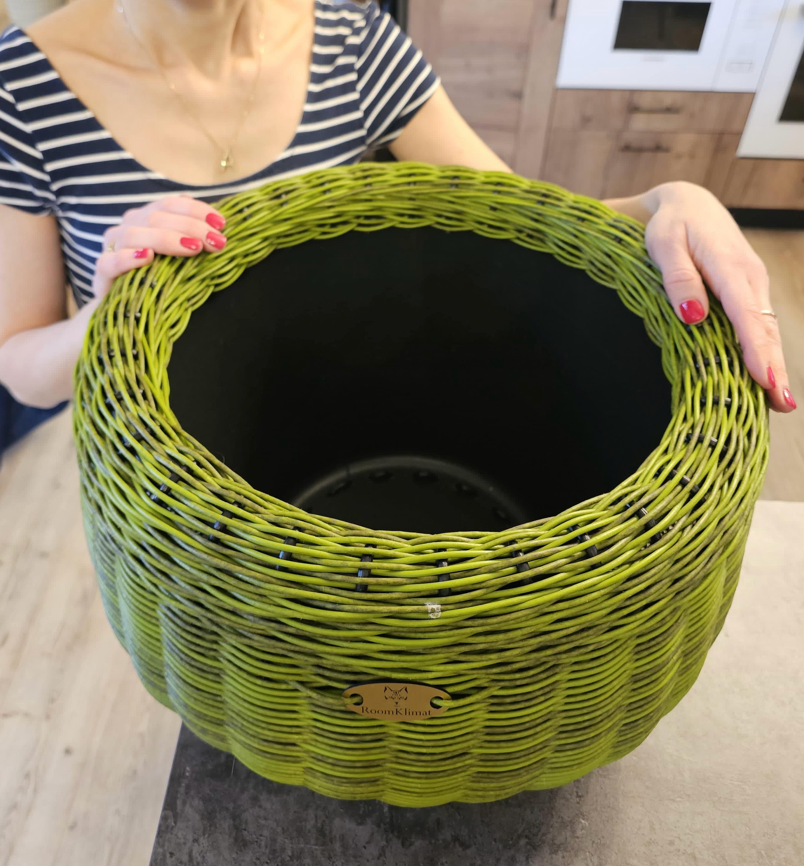 Кашпо из искусственного ротанга Киви 12 литров пруток