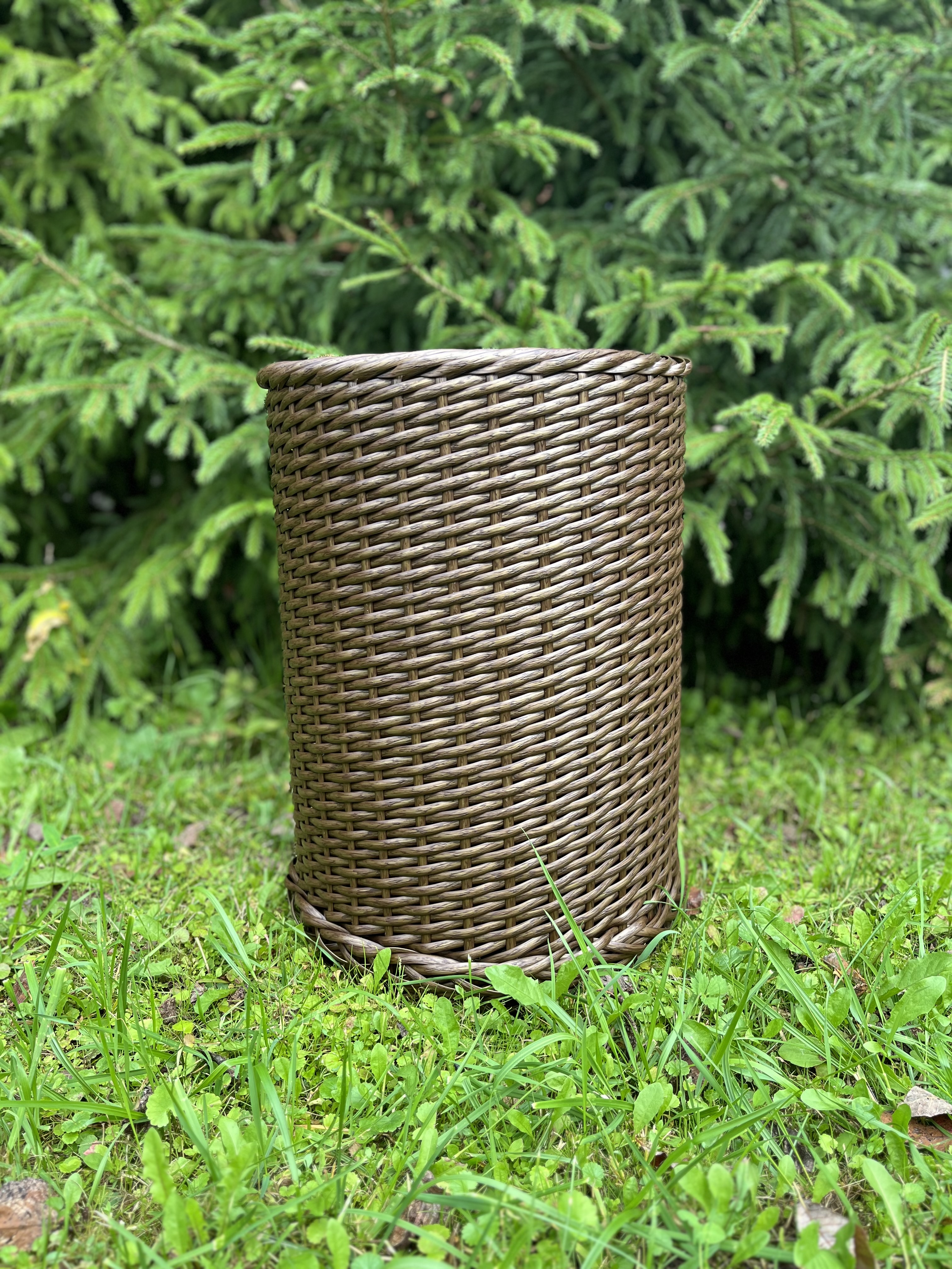 Кашпо цилиндр из искусственного ротанга бронзовый орех 32 литра