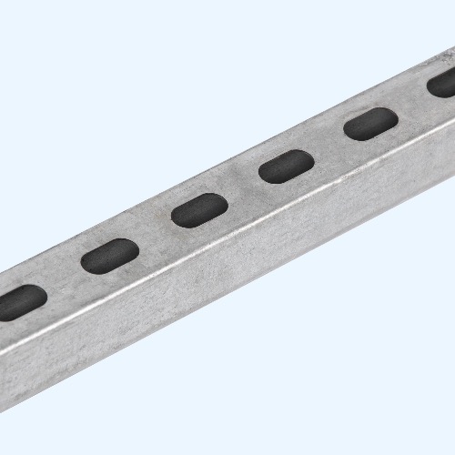 Траверса монтажная SHUFT 20*30 1 мм, 3м Траверса монтажная SHUFT 20*30 1 мм, 3м