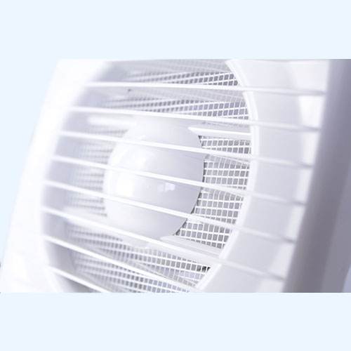 ERA 6-02 Вентилятор накладной ERA D150 тяг.выкл.