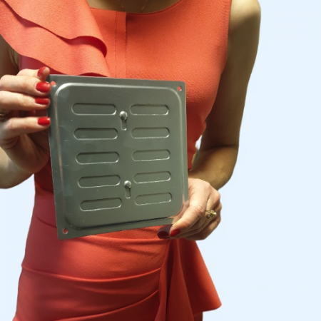 160х160 с задвижкой хром Решетка вентиляционная металлическая