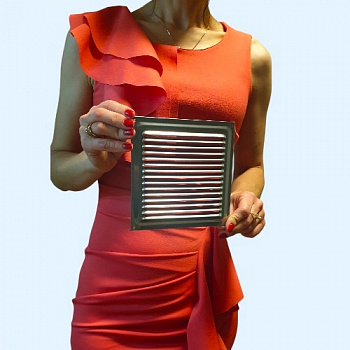 150х150 хром Решётка металлическая без бортика