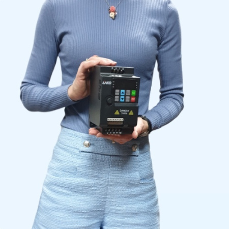 SKI780-0D4-4 0,4 кВт, 380В SAKO Частотный преобразователь