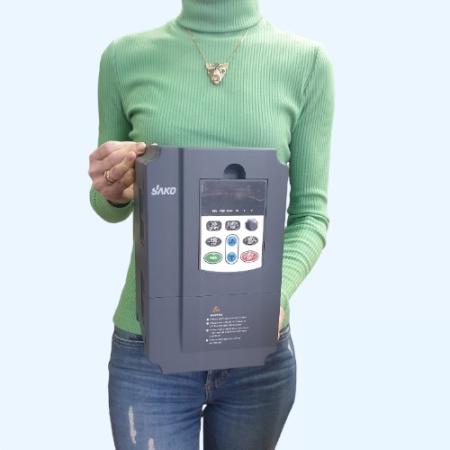 SKI600-7D5G/011P-4 7,5 кВт, 380В SAKO Частотный преобразователь