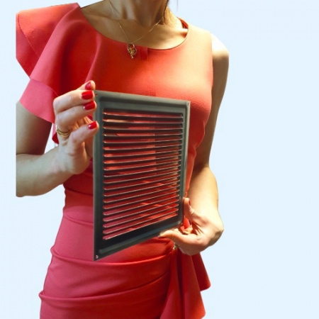 200х200 хром Решётка металлическая без бортика