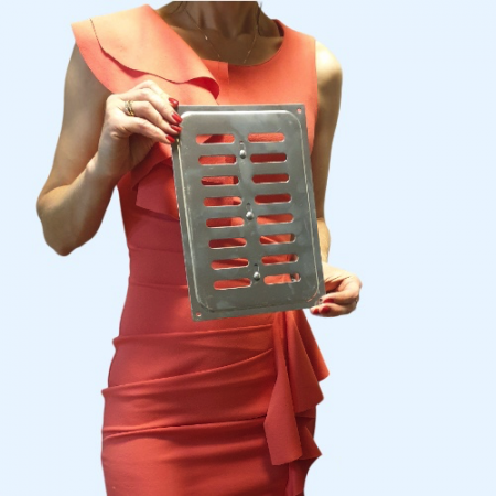 165х240 с задвижкой хром Решетка вентиляционная металлическая