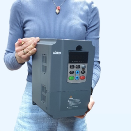 SKI600-7D5G/011P-4 7,5 кВт, 380В SAKO Частотный преобразователь