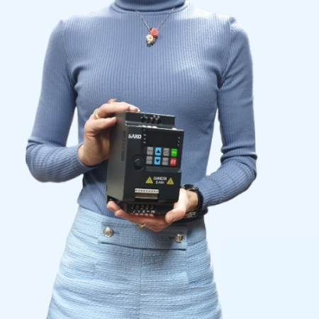 SKI780-2D2-1 2,2 кВт, 220В SAKO Частотный преобразователь