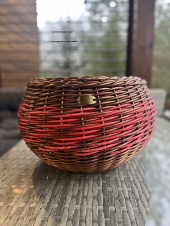 Кашпо из искусственного ротанга двухцветное бургунди 16л