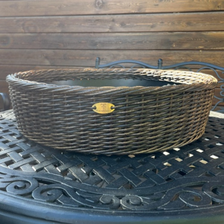 Кашпо цветочная корзина-лежанка из искусственного ротанга 45 литров дуб