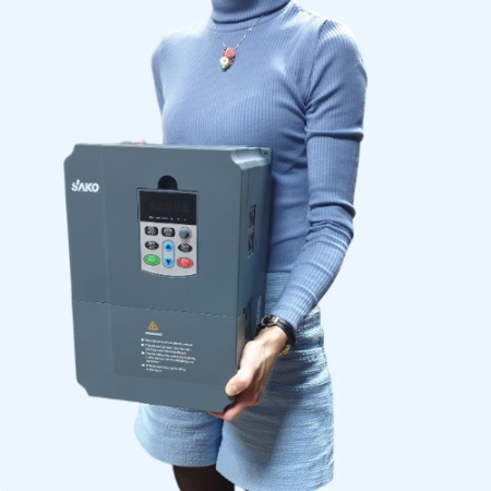 SKI600-015G/018P-4 15 кВт, 380В SAKO Частотный преобразователь
