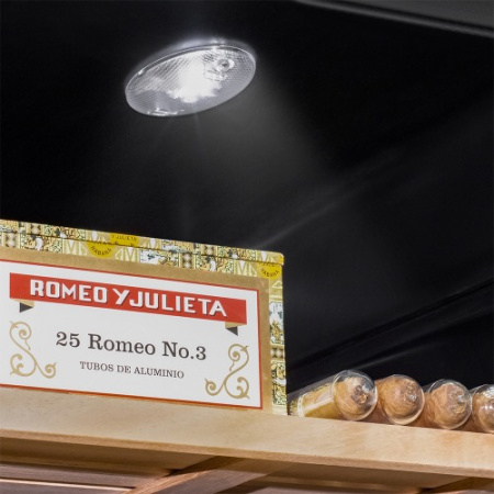 MC-70BT Meyvel Хьюмидор шкаф