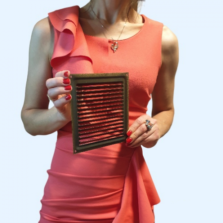 150х150 бронза Решётка металлическая без бортика